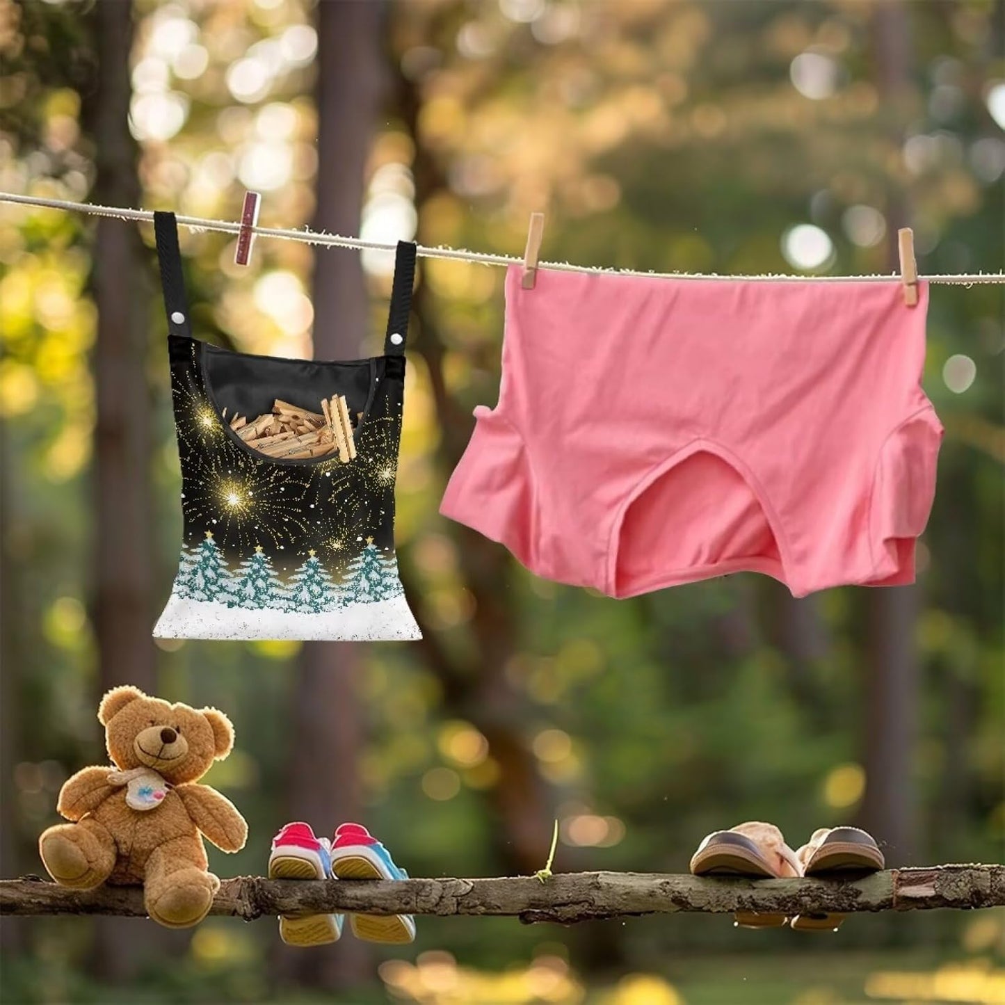 Christmas Tree Adjustable Door-Hanging Laundry Clothespin Bag Clothespin Storage Bag Laundry Clothespin Bag, Fashion Star Hanging Storage Organizer with Hanging Rope for Outdoor and Indoor