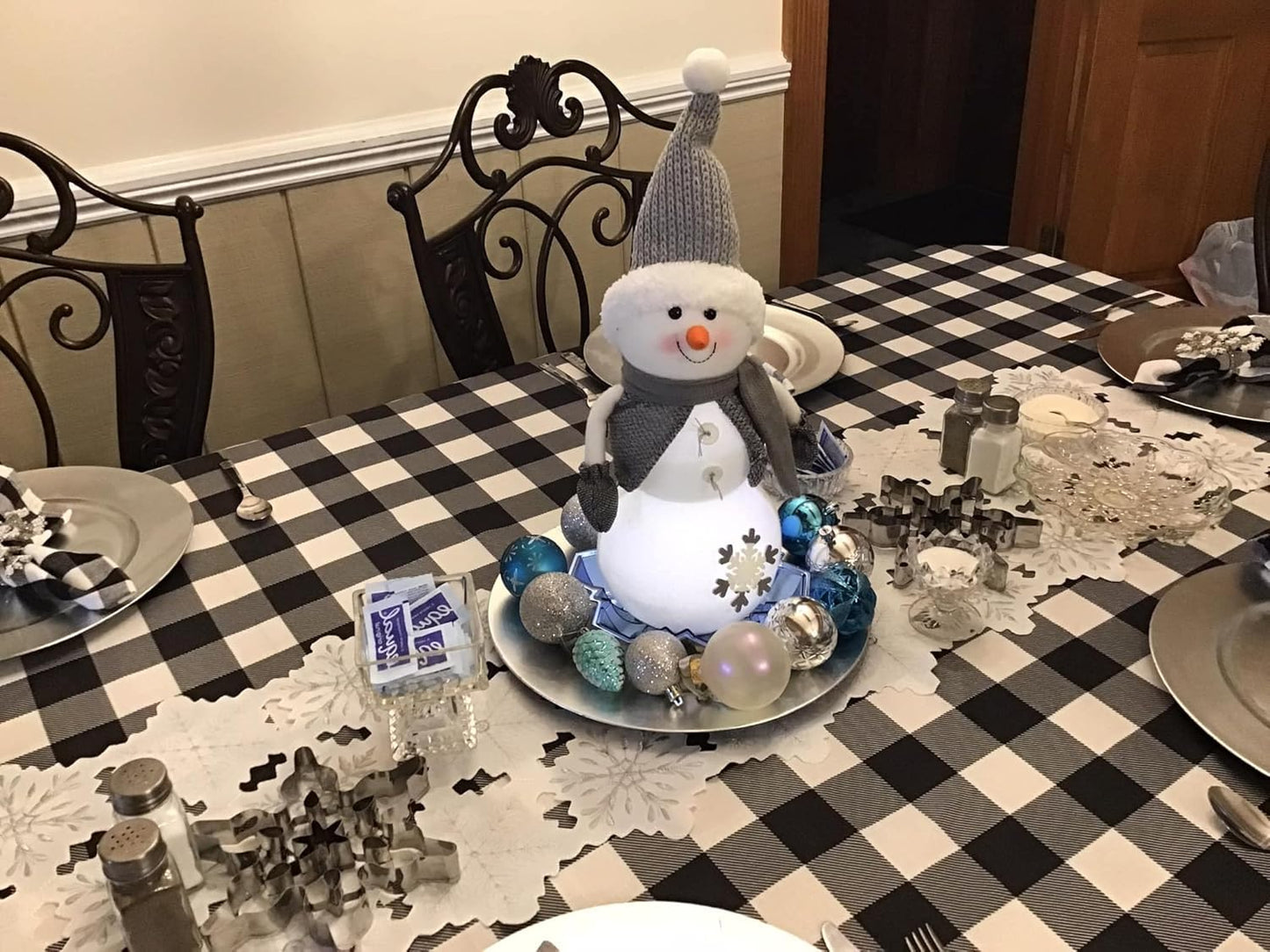 Classic Gingham Tablecloth Fabric - Oblong 58x120 Water Resistant Chequered Pattern Table Cloth for Indoor/Outdoor Use - Tabletop Cover for Birthday, Picnics, Gardens, and Parties