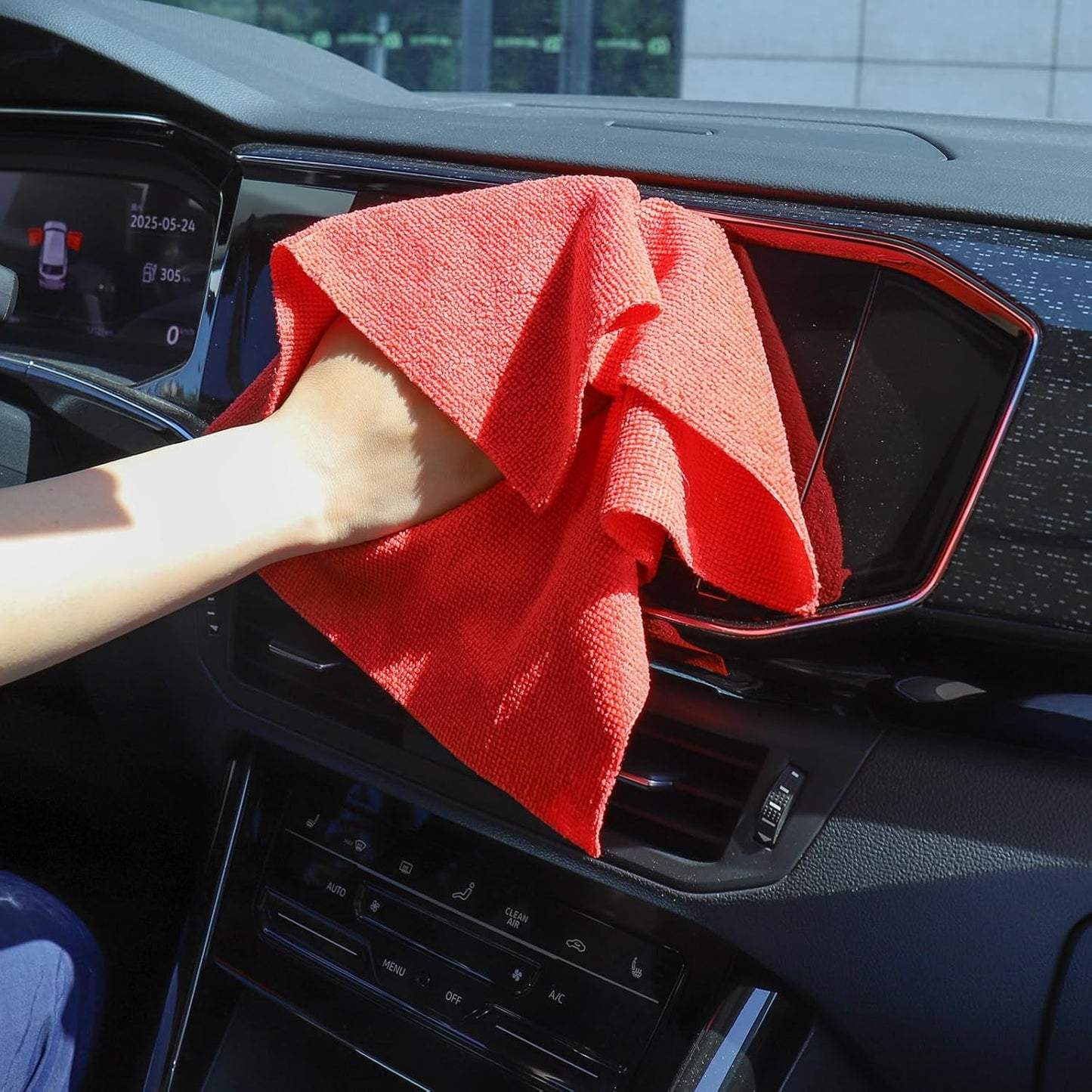 Tricol Clean Profesional Resuable Lint Free Microfiber Edgeless Cleaning Cloth 50PK Cleaning Rags,Absorbent Microfiber Wipes in Dispenser Box for Housekeeping, Car Cleaning (12 * 12 Inches) (red1)