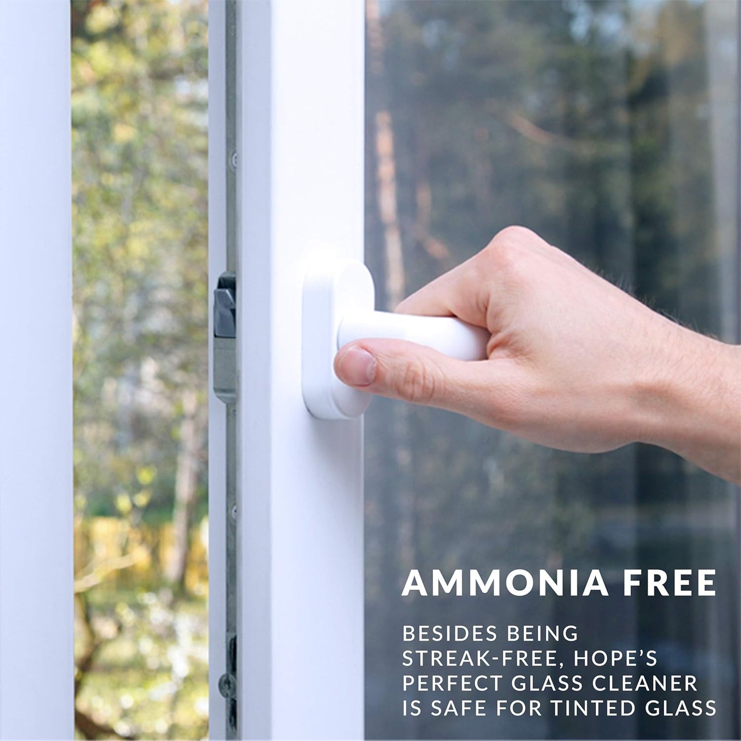 HOPE'S Perfect Glass Cleaner Spray, Streak-Free, Ammonia-Free Window, Mirror, Screen, and Shower Door Cleaner, Indoor and Outdoor Glass Surfaces, 32 Fl Oz, Pack of 1 With Microfiber Cloth